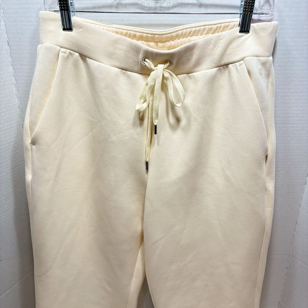 Calia Soft Scuba High-Rise Jogger Women’s Medium Cream Athleisure NWT - Picture 2 of 8